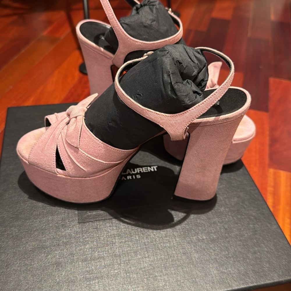 Shoes - Picture 2 of 11